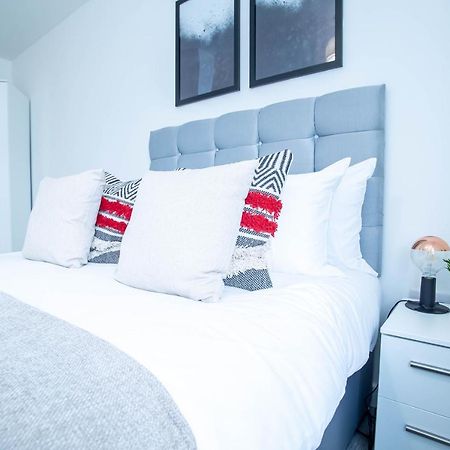 Luxury Apartments Available Next To Train Station - The Wallgate Apartments Wigan - Free Parking Bagian luar foto