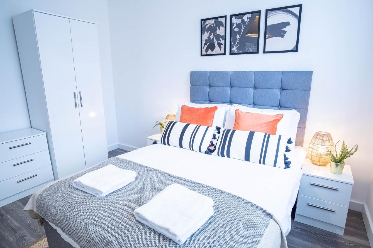 Luxury Apartments Available Next To Train Station - The Wallgate Apartments Wigan - Free Parking Bagian luar foto