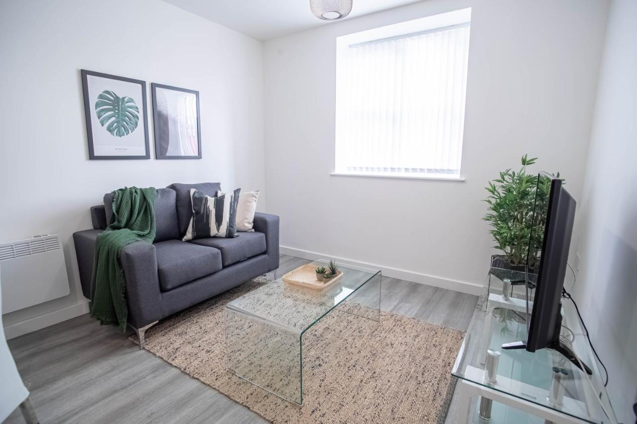 Luxury Apartments Available Next To Train Station - The Wallgate Apartments Wigan - Free Parking Bagian luar foto