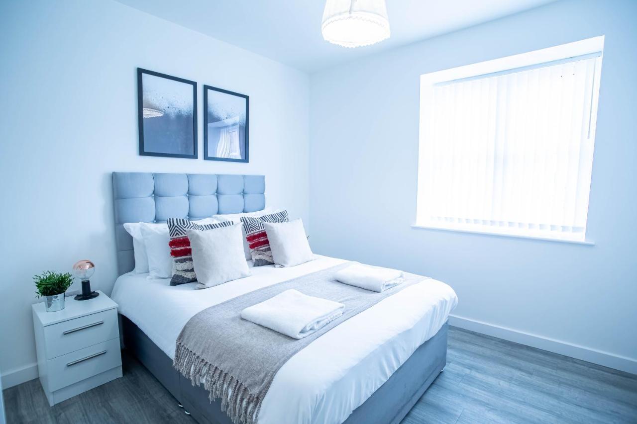 Luxury Apartments Available Next To Train Station - The Wallgate Apartments Wigan - Free Parking Bagian luar foto