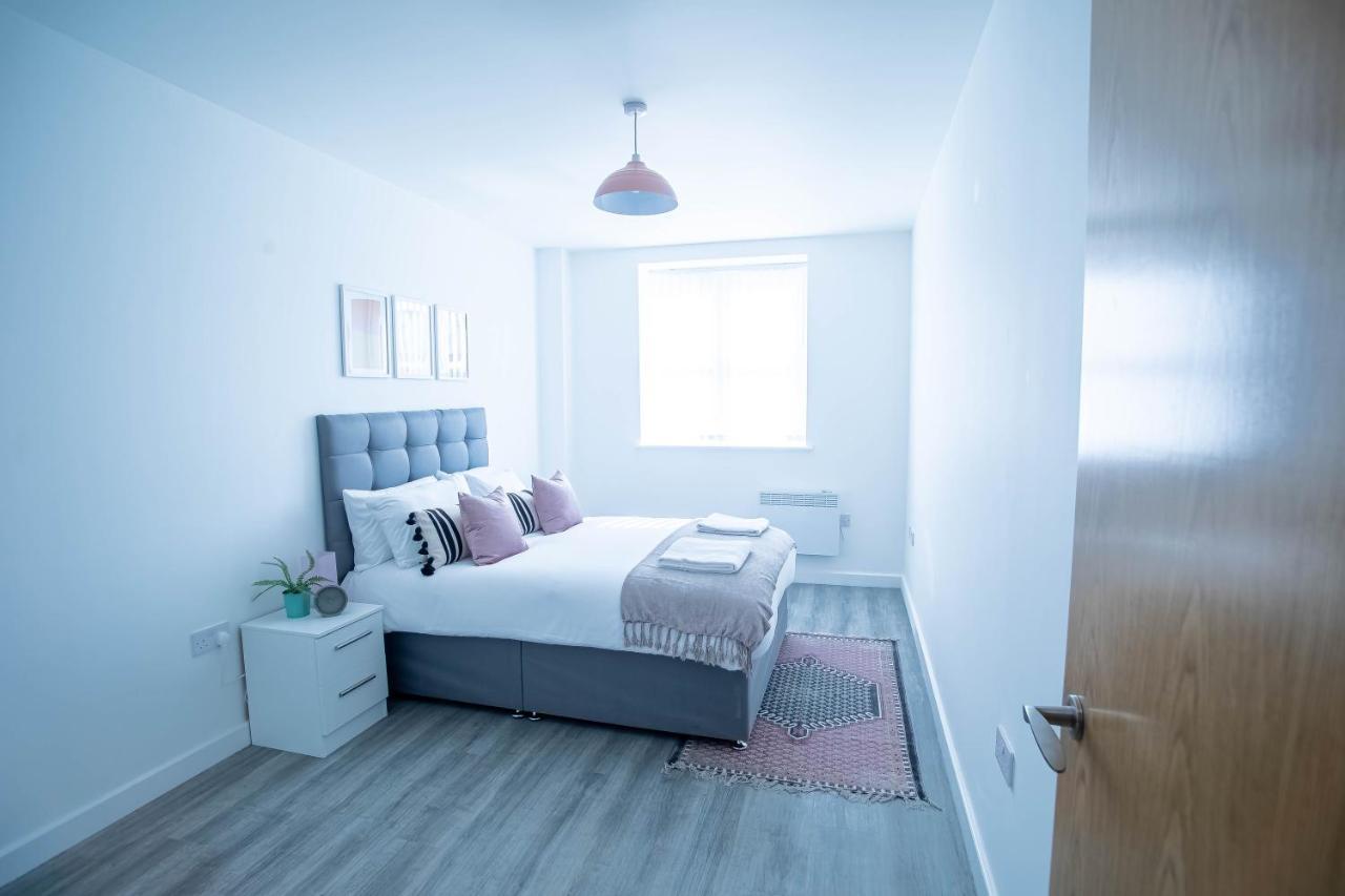 Luxury Apartments Available Next To Train Station - The Wallgate Apartments Wigan - Free Parking Bagian luar foto