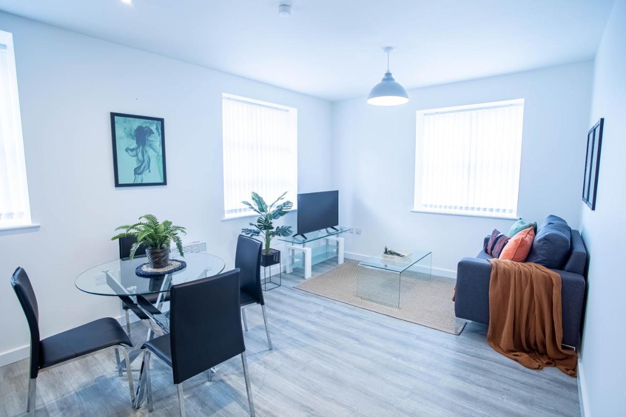 Luxury Apartments Available Next To Train Station - The Wallgate Apartments Wigan - Free Parking Bagian luar foto