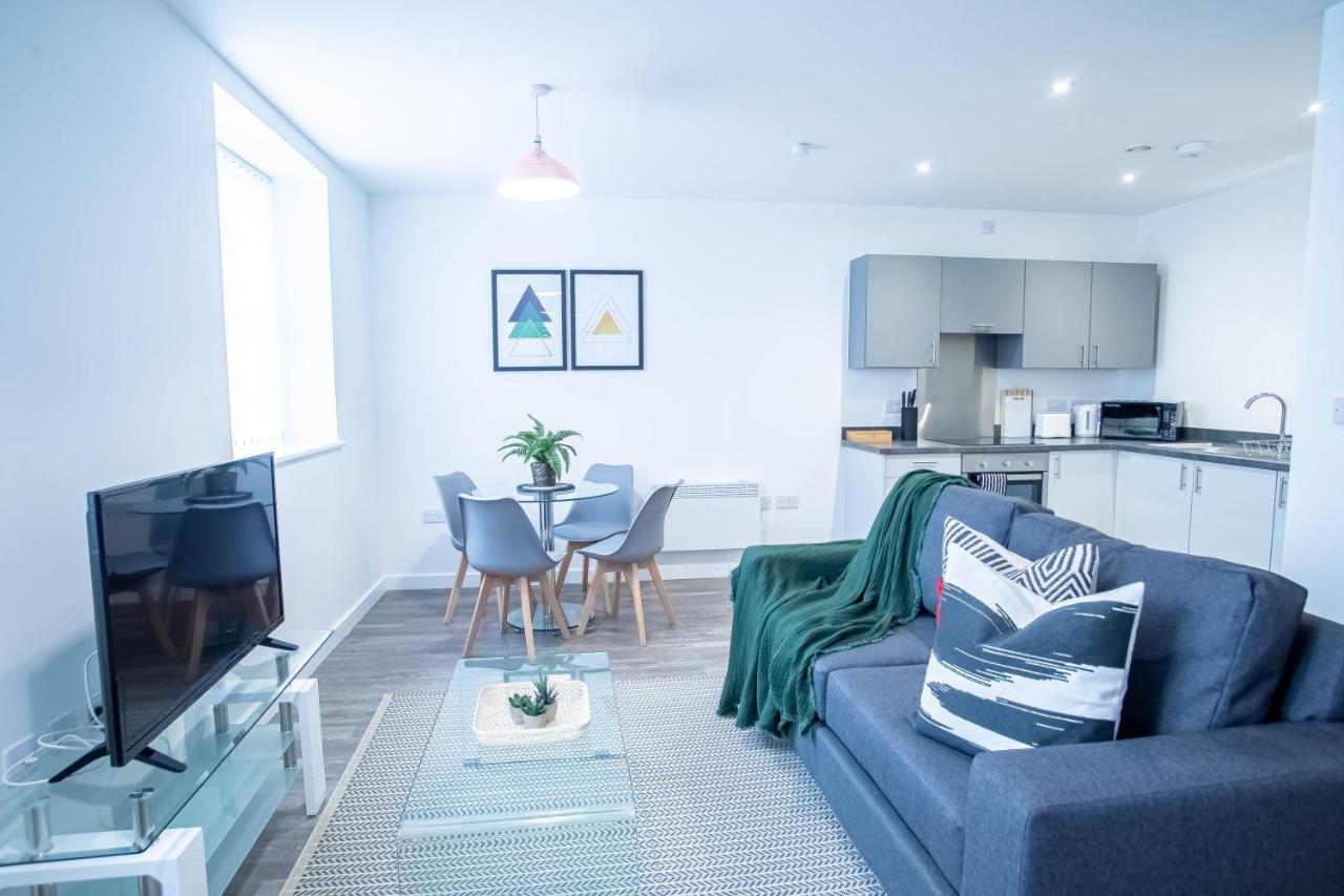 Luxury Apartments Available Next To Train Station - The Wallgate Apartments Wigan - Free Parking Bagian luar foto
